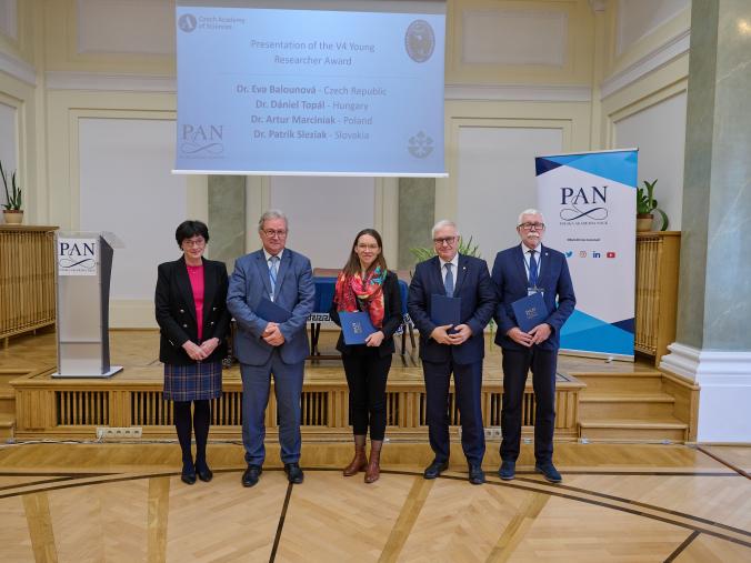 Eva Balounová received the Visegrad Group Academies Young Researcher Award 2023